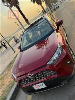 تۆیۆتا ڕاڤ 4